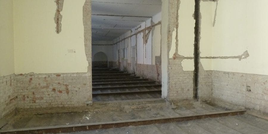 Kitisztított födémmezők a magasföldszinten