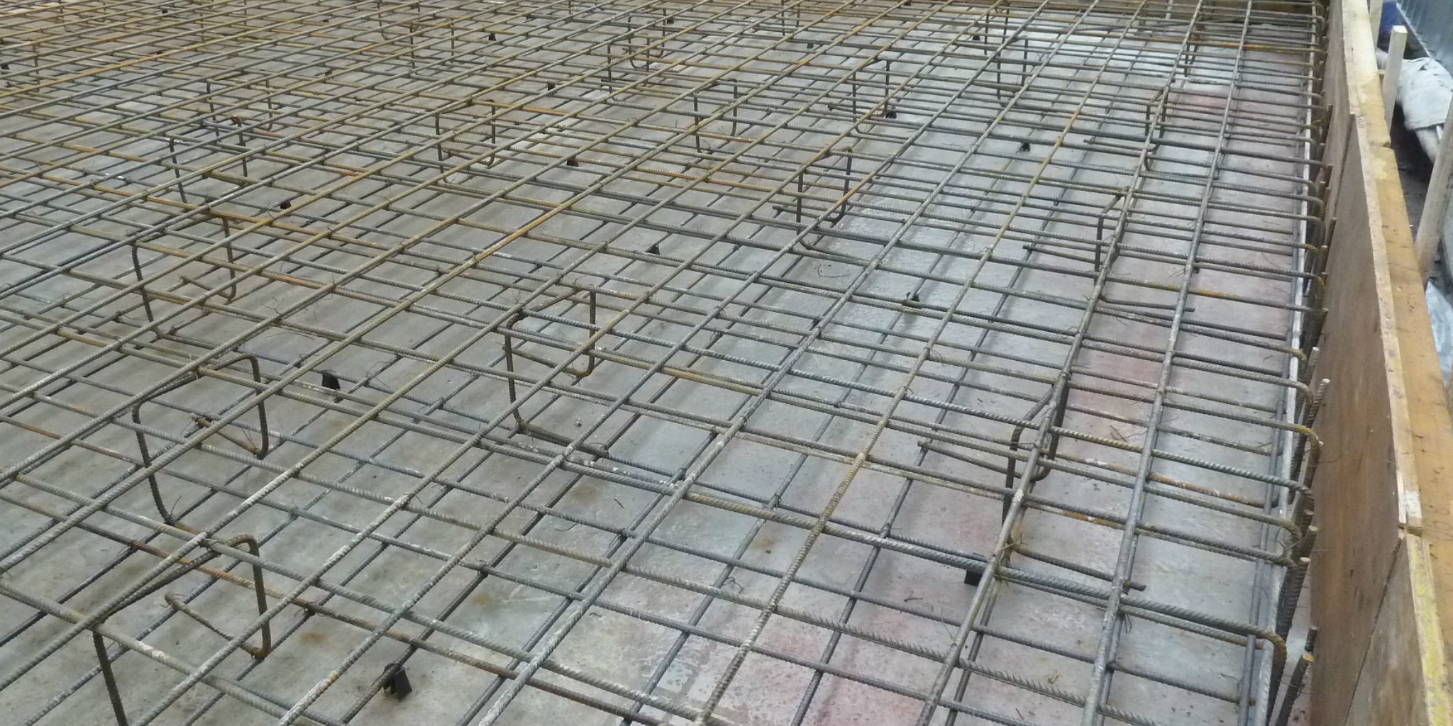 Fortuna közbe telepítendő toronydaru alapjának vasalása